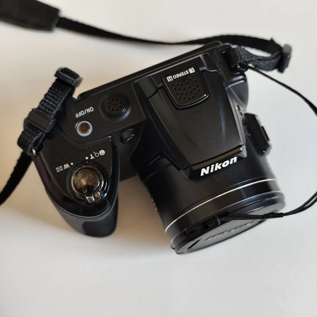 9新 Nikon/尼康 长焦ccd相机 尼康l120 1400w像素 追星揽月