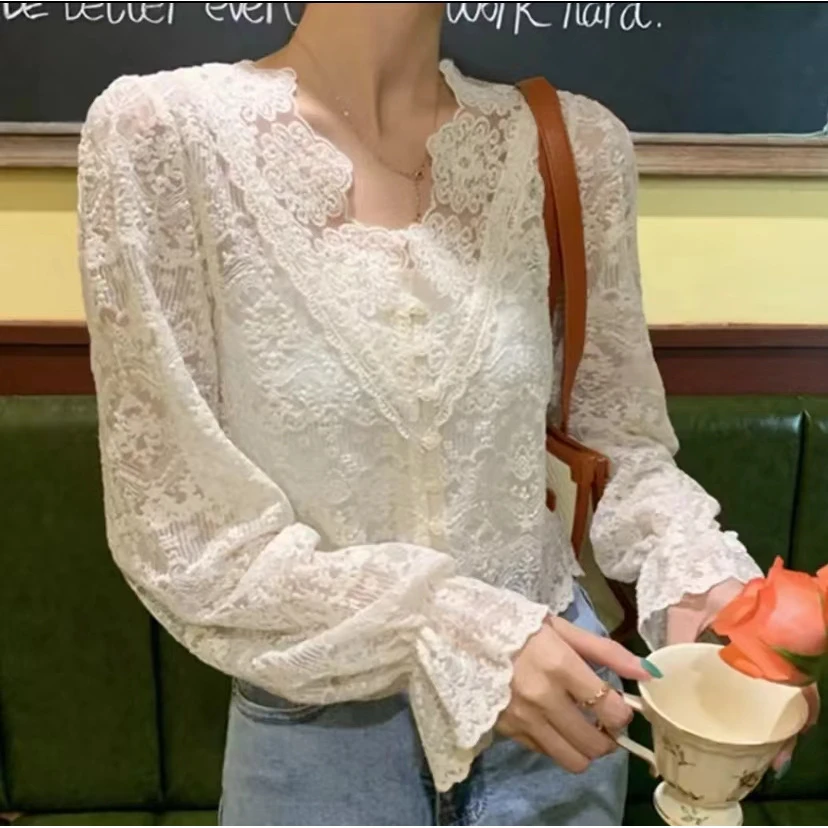 【常规与加绒两个版本】2280重工刺绣别致甜美奶乖上衣减龄漂亮小衫
