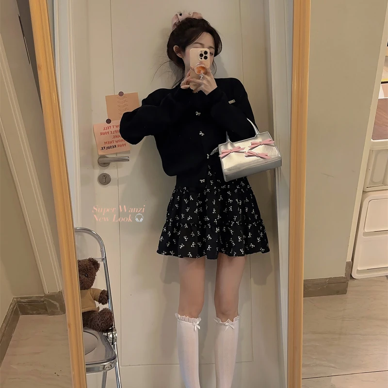 学院风甜美穿搭一整套2025春季新款蝴蝶结针织衫搭配半身裙两件套