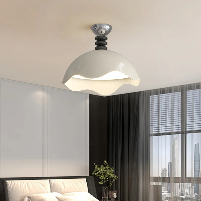 蛋壳中古风卧室灯吸顶灯奶油极简风ins高级感大气书房房间LED灯具