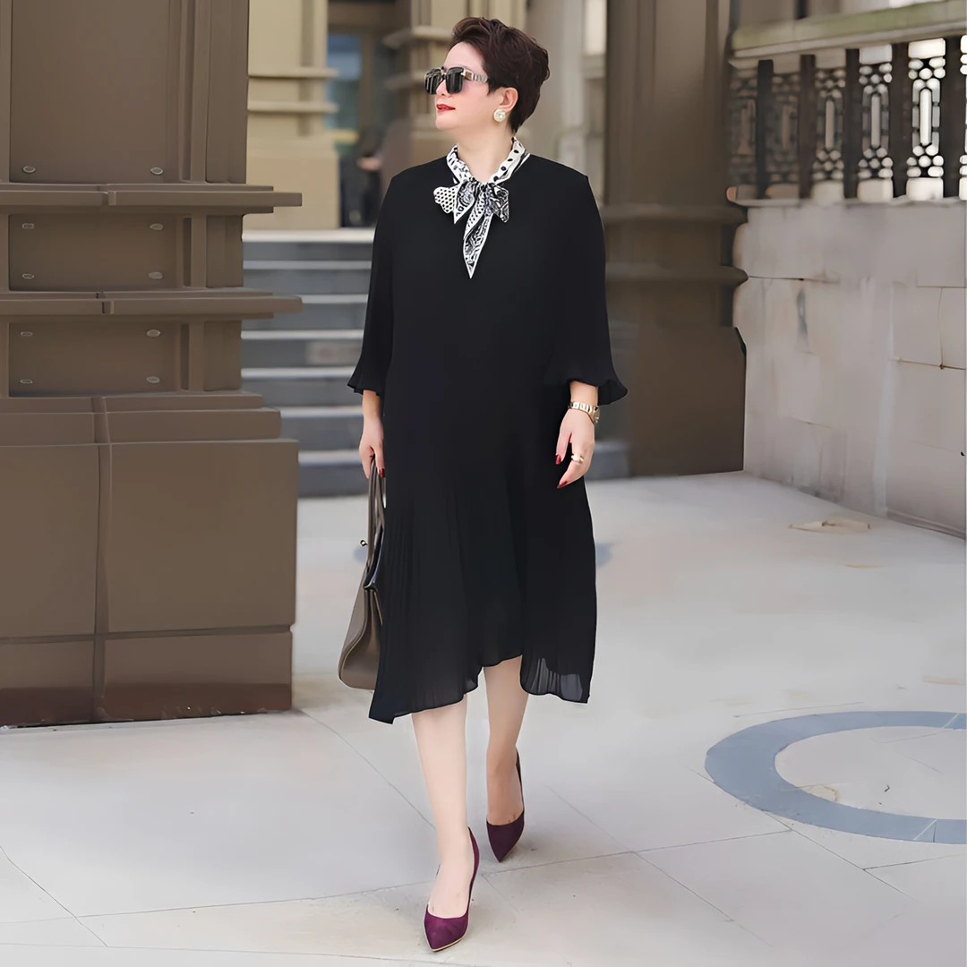 向红同学2025春秋时尚新款法式丝巾贵气典雅压褶黑色连衣裙0174
