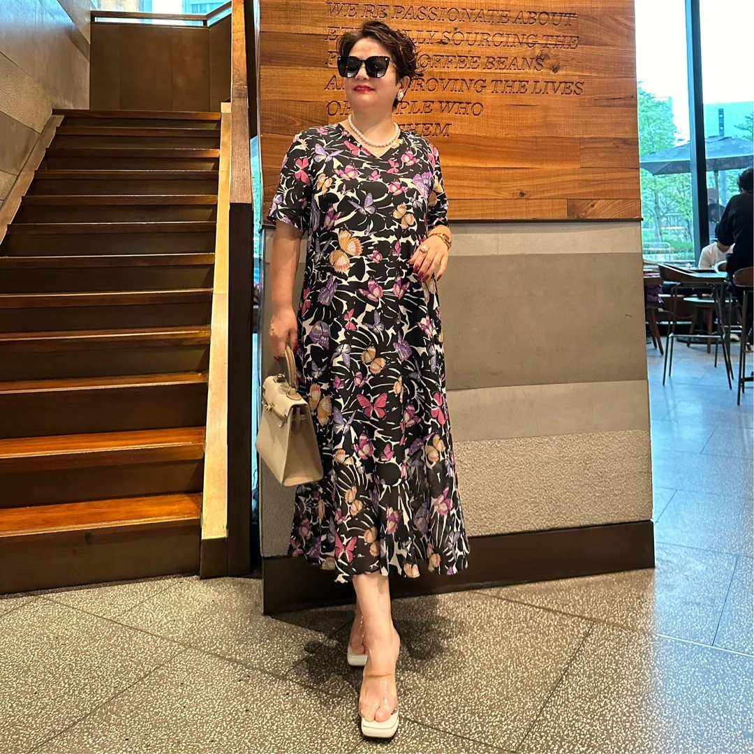 2025夏季新款宽松女装娇媚贵气大码显瘦裙摆蝴蝶印花连衣裙0303