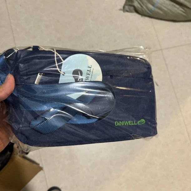 25*15cm 牛津布多隔层精品斜挎小包