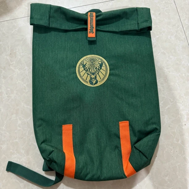 48*35cm 加厚防水牛津布刺绣大标内胆铝箔双肩包