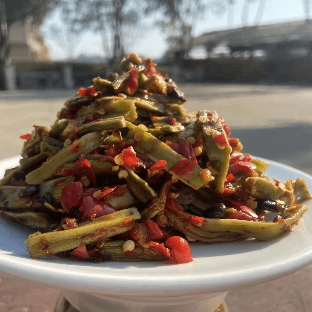 坛芝味湖南口味剁椒贡菜湖南特产嘎嘣脆辣椒酱下饭菜450克一瓶