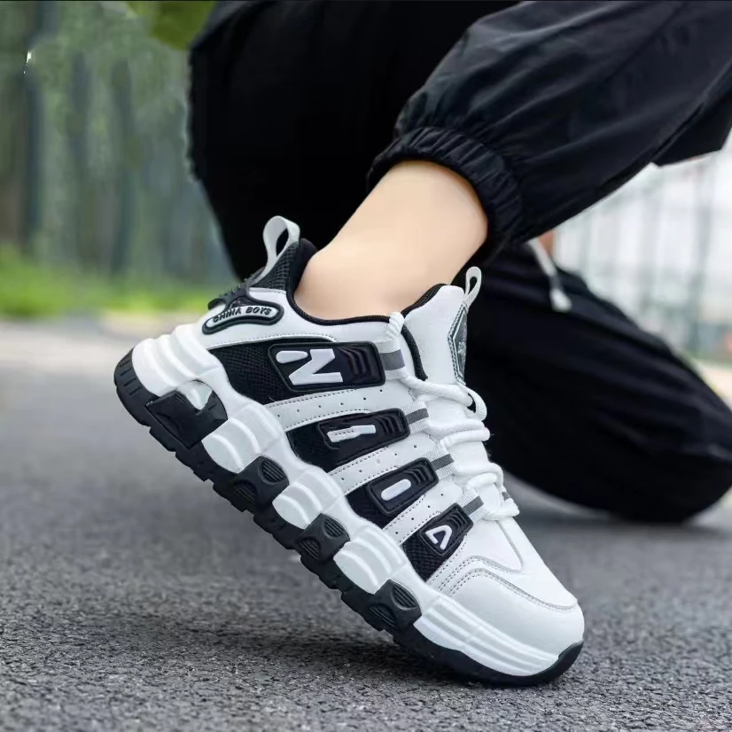 2024年秋季新款时尚舒适百搭轻便防滑耐磨男士休闲板鞋