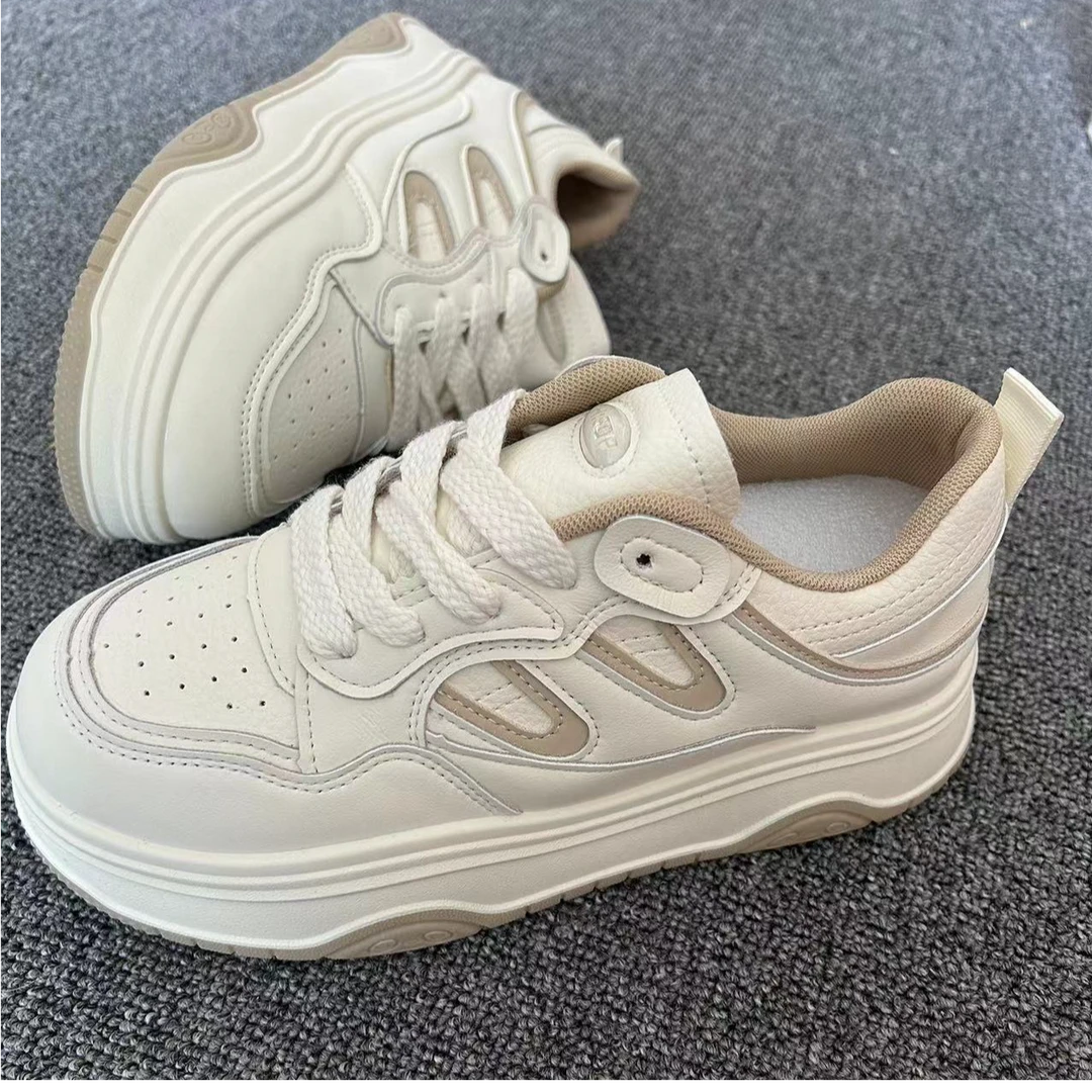 2024年新款时尚舒适百搭厚底白色休闲小板鞋