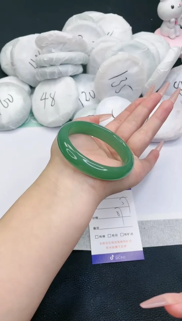 【闪购商品】石英质玉手镯未镶嵌D62-57+