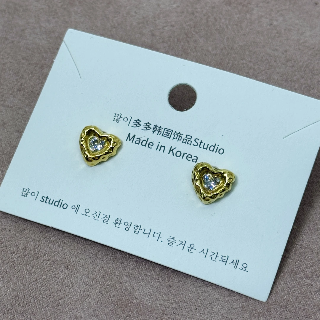 非金属合成锆石耳饰 韩系减龄百搭复古爱心钻钻耳钉