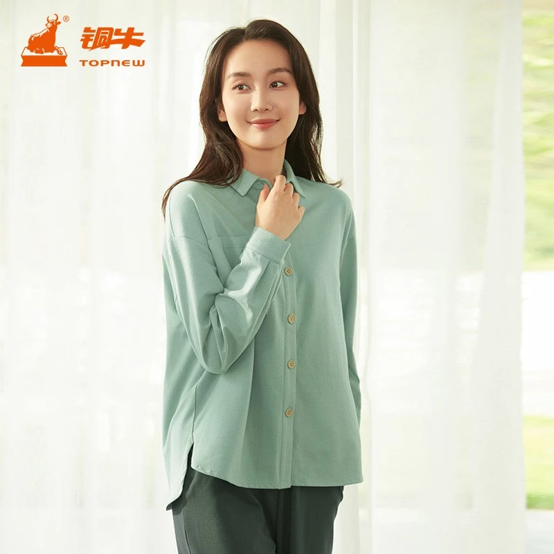 铜牛设计师新款棉氨小皱布宽松女休闲居家上装 2022秋开衫VS250