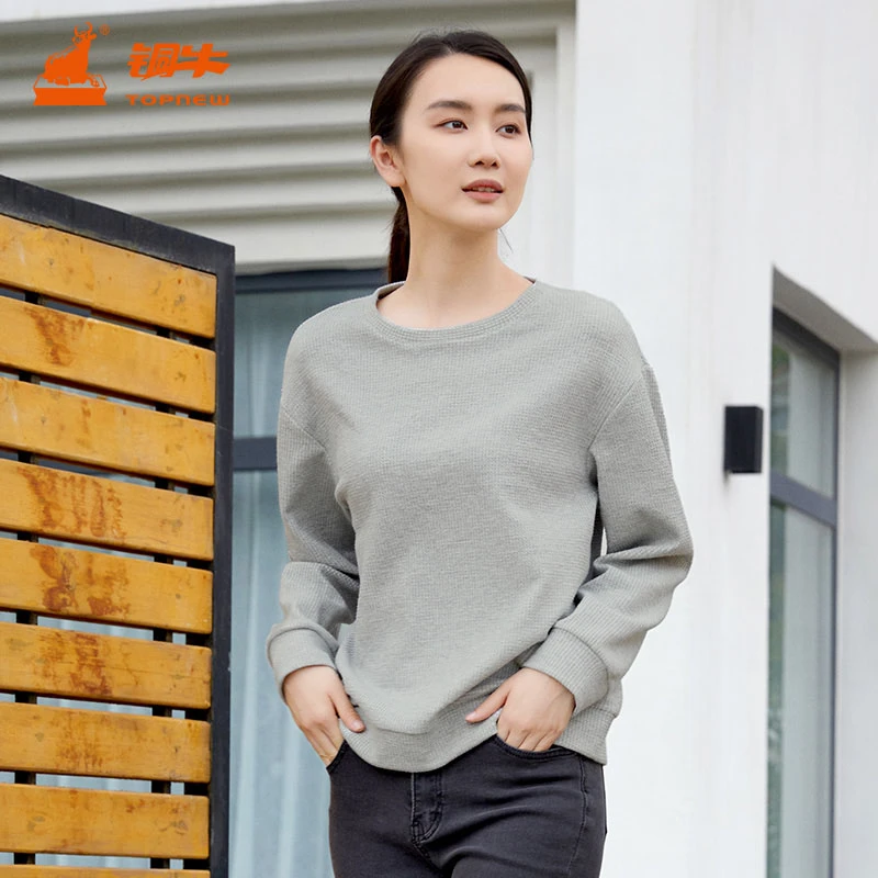 铜牛设计师款弹力圆领女休闲居家上装秋季新款长袖衫女VS253