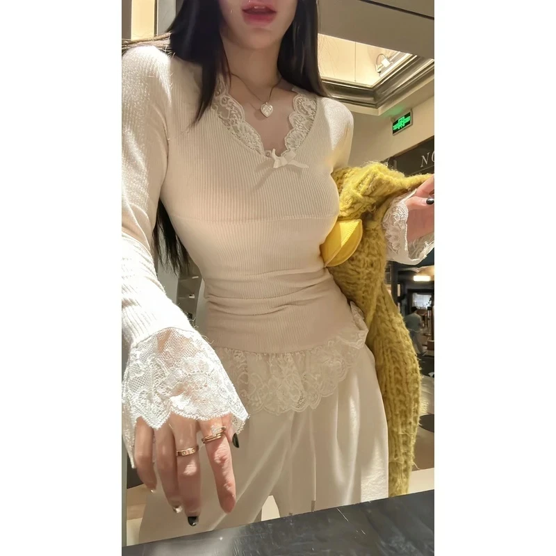 韩系显瘦内搭长袖上衣网红慵懒高级感套头复古拼接蕾丝加绒T恤女