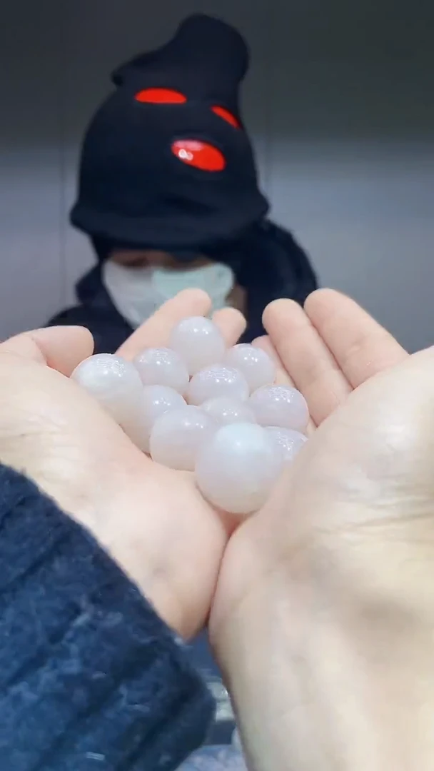 【闪购商品】查罗石吊坠(赠链)未镶嵌817