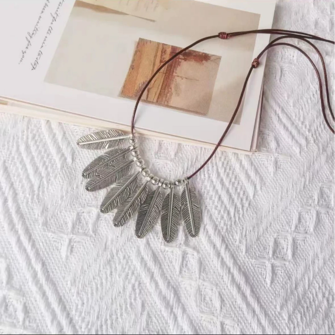 非金属项链  CHUN·「复古精致感羽毛款毛衣链」气质时尚百搭素款