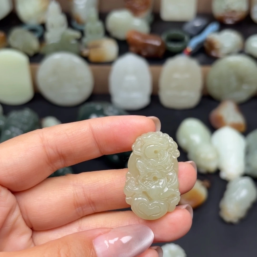 【闪购商品】和田玉颈饰未镶嵌幸****