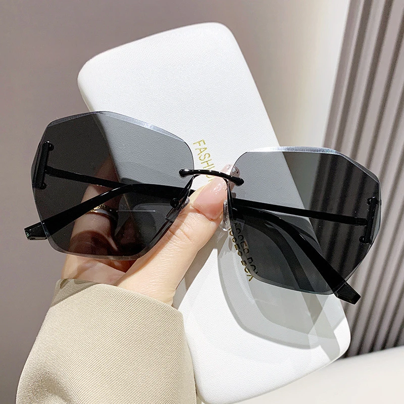 新款轻奢无框高级感防晒墨镜复古渐变色防紫外线女士遮阳太阳镜