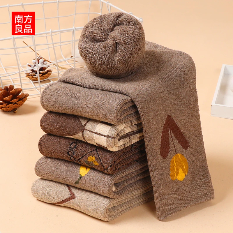 女士秋冬季袜子女中筒保暖郁金香成人加绒加厚妈妈冬天纯棉毛巾袜