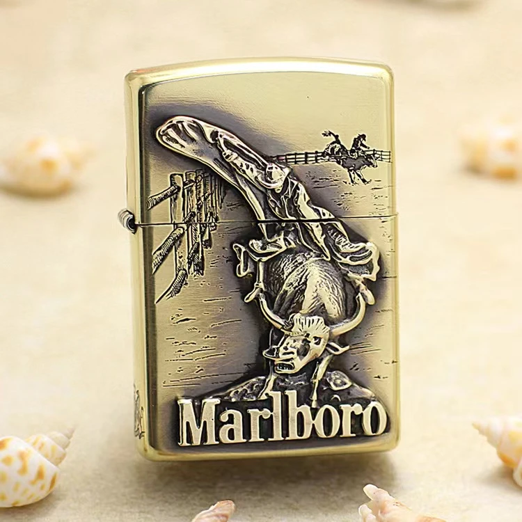 ZIPPO打火机黄铜万宝路斗牛贴章原装正品防风煤油男士个性DYJ1