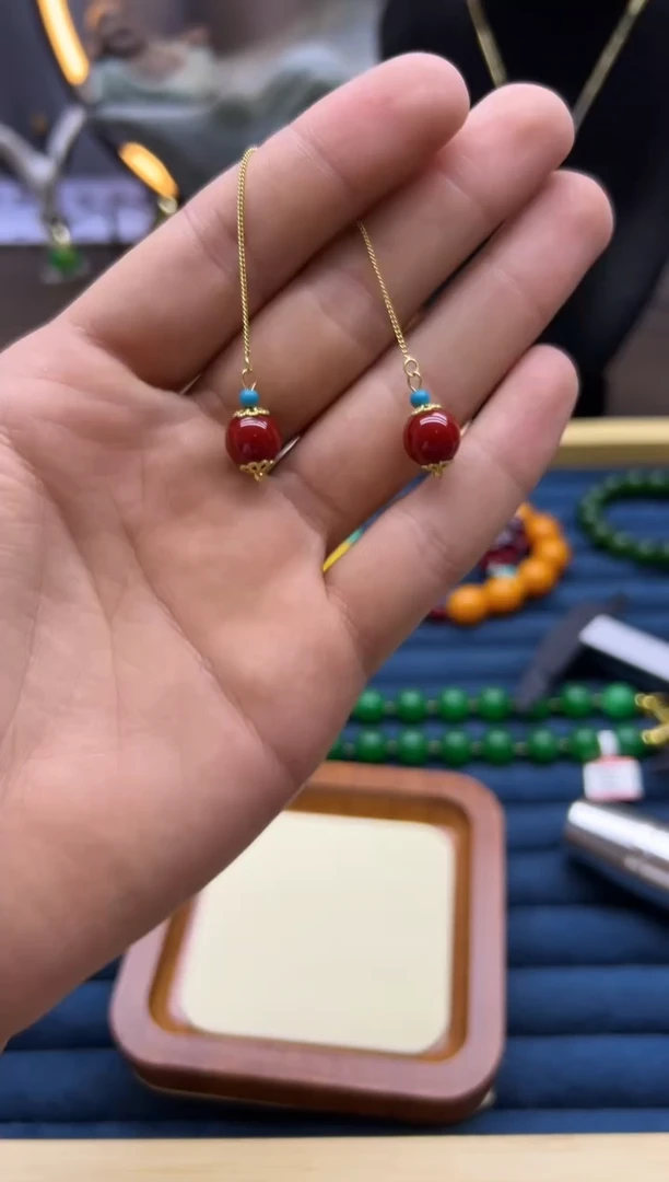 【闪购商品】玛瑙/玉髓耳钉14K金镶嵌E36