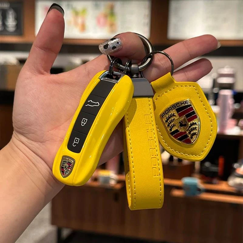 适用保时捷钥匙壳皮卡丘卡宴Macan718帕拉梅拉911Taycan钥匙套扣