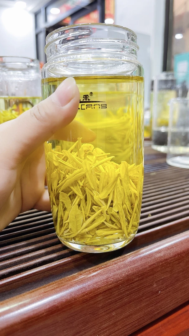 2，8，0核心产区黄金芽兰花香浓郁茶汤厚！甜润