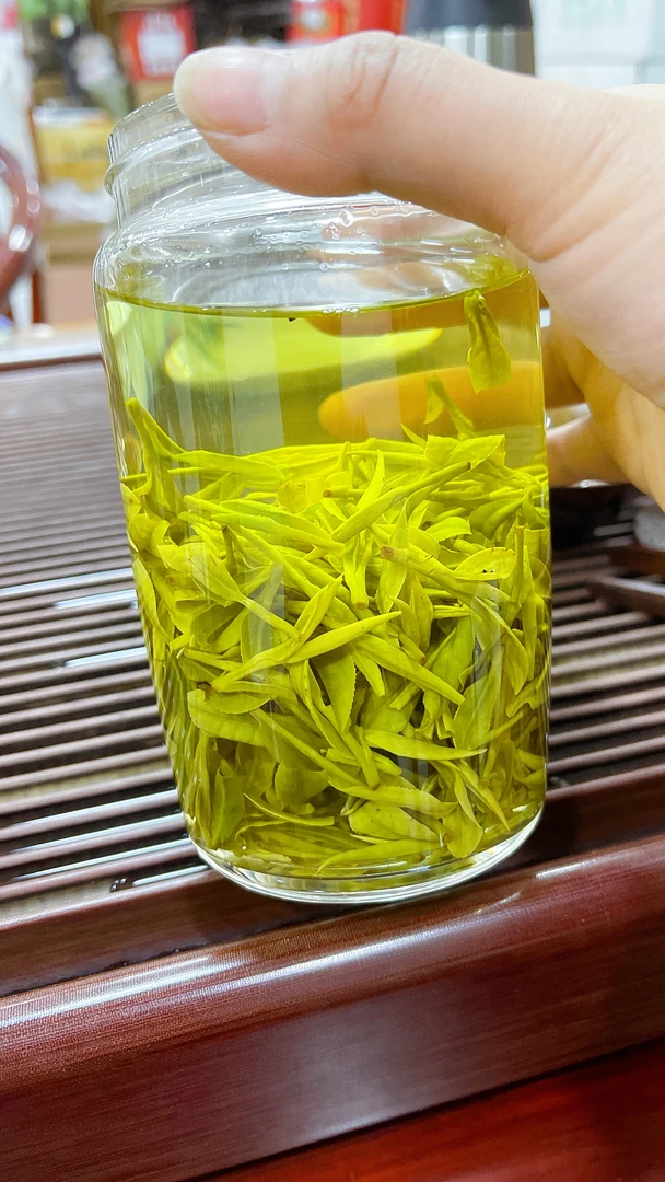 350龙型白茶（甘甜豆香！味浓）