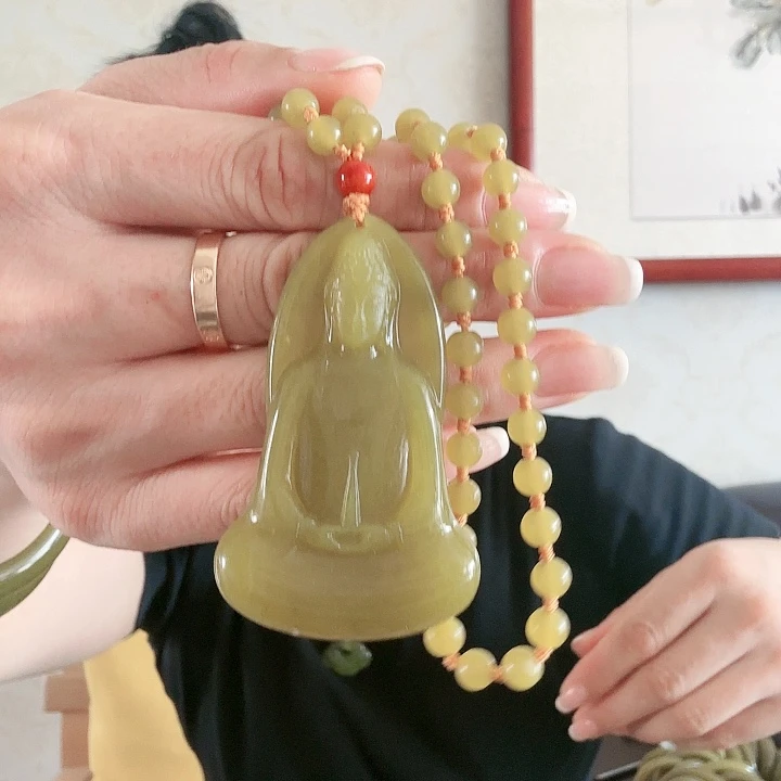 岫玉吊坠(赠链)未镶嵌