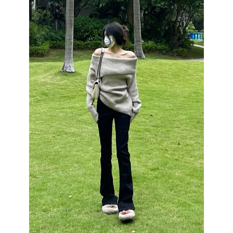 黑色马蹄牛仔裤女2022年秋冬高腰紧身显瘦显高百搭微喇拖地长裤子