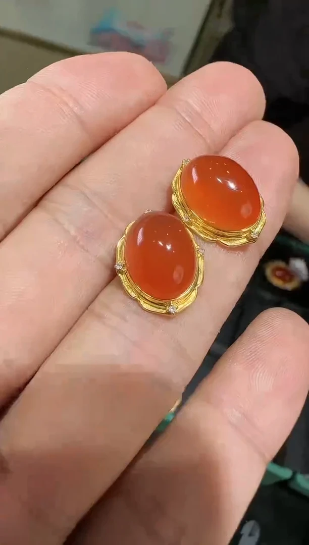 【闪购商品】南红玛瑙耳饰18K金镶嵌Y17