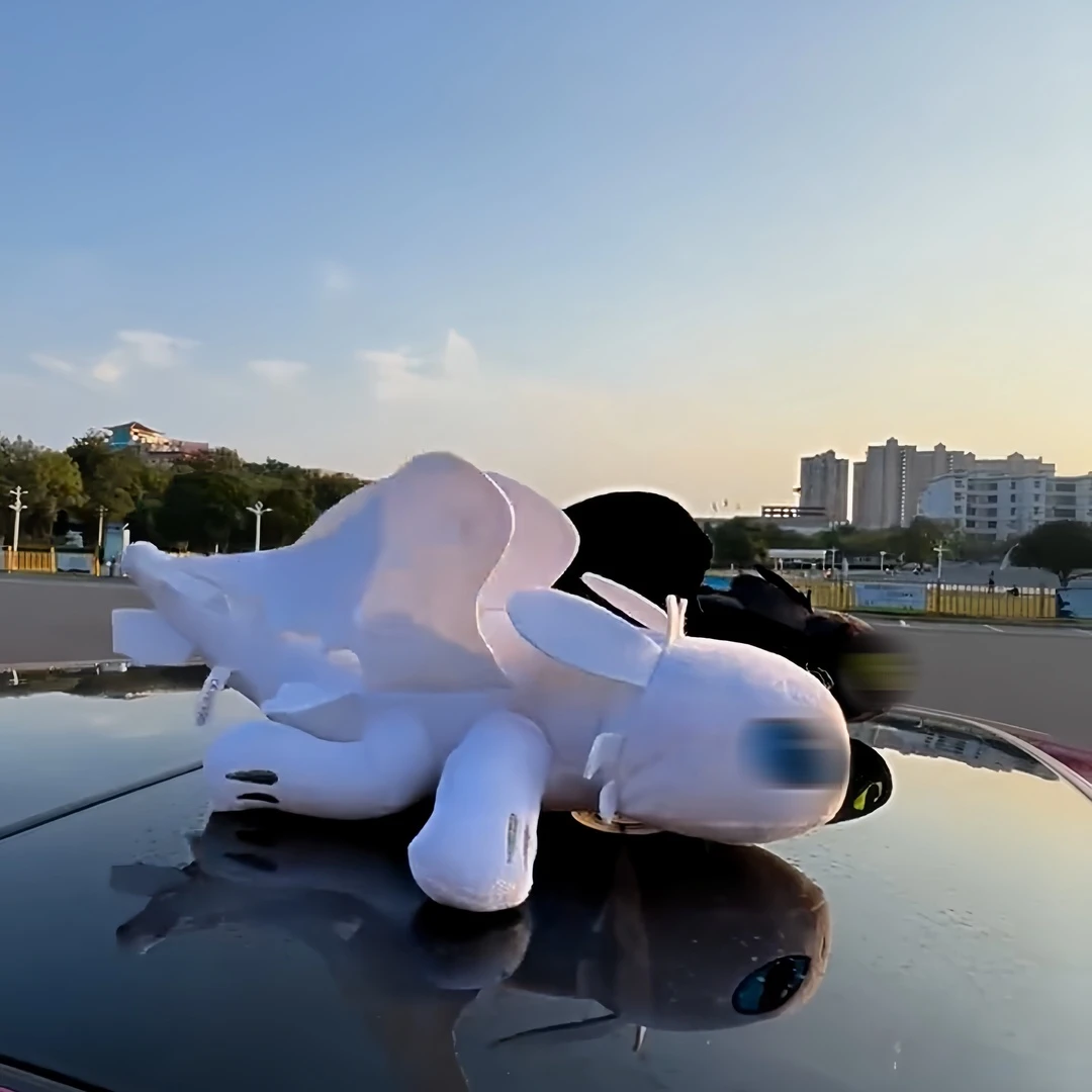 车顶小飞龙汽车汽车尾部挂件玩偶车载无牙仔玩偶车顶公仔车外装饰
