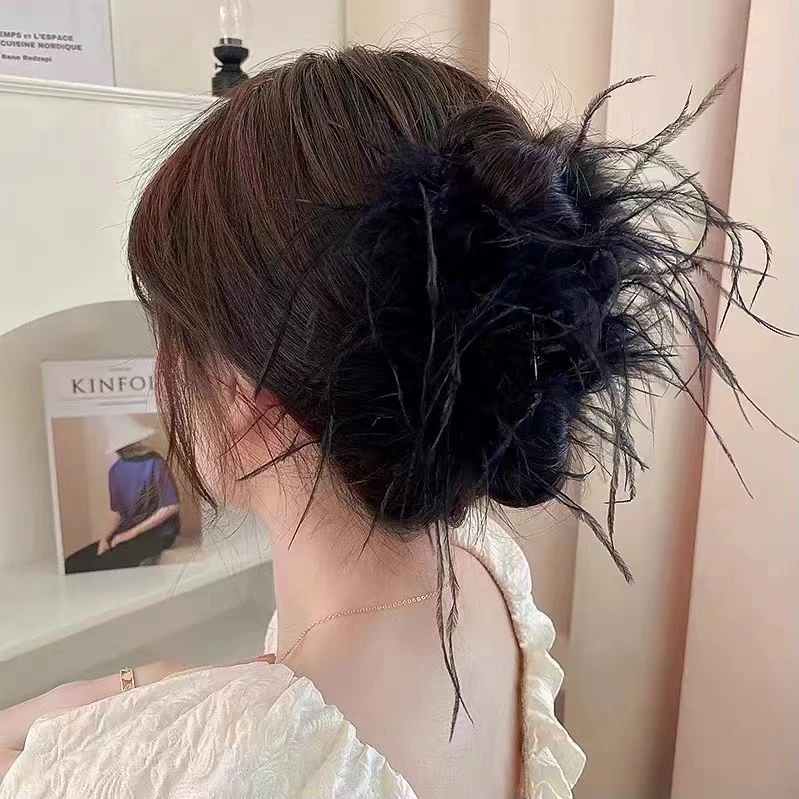 超仙鸵鸟毛发夹小众设计高级感ins抓夹后脑勺盘发鲨鱼夹发饰