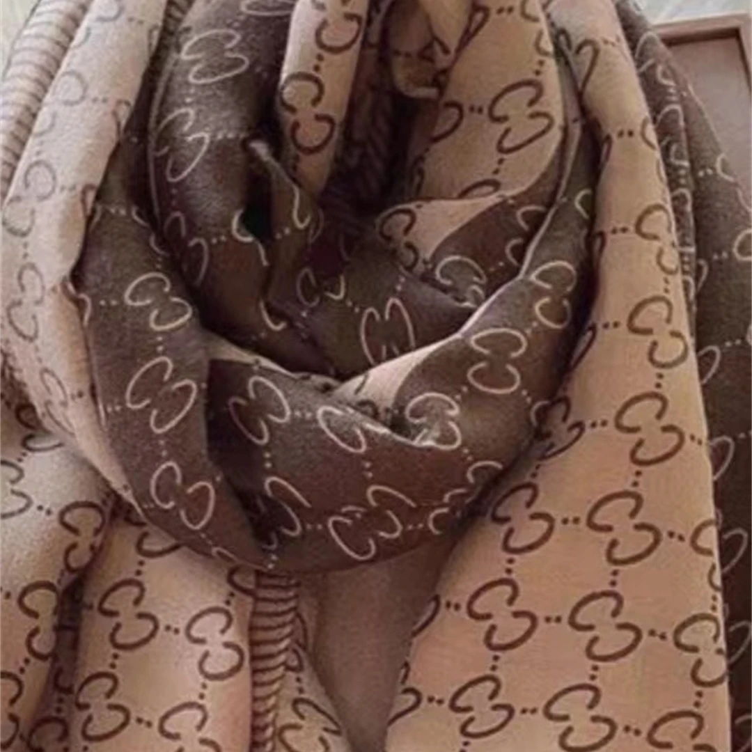 时尚围巾双C链条围巾保暖冬季轻奢气质长款潮流网红经典棉麻围巾