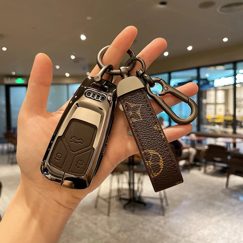 适用奥迪钥匙套24款a4l/q5l/A6l/a3/q7高档q3/tt/a5/a8l/a7扣壳包
