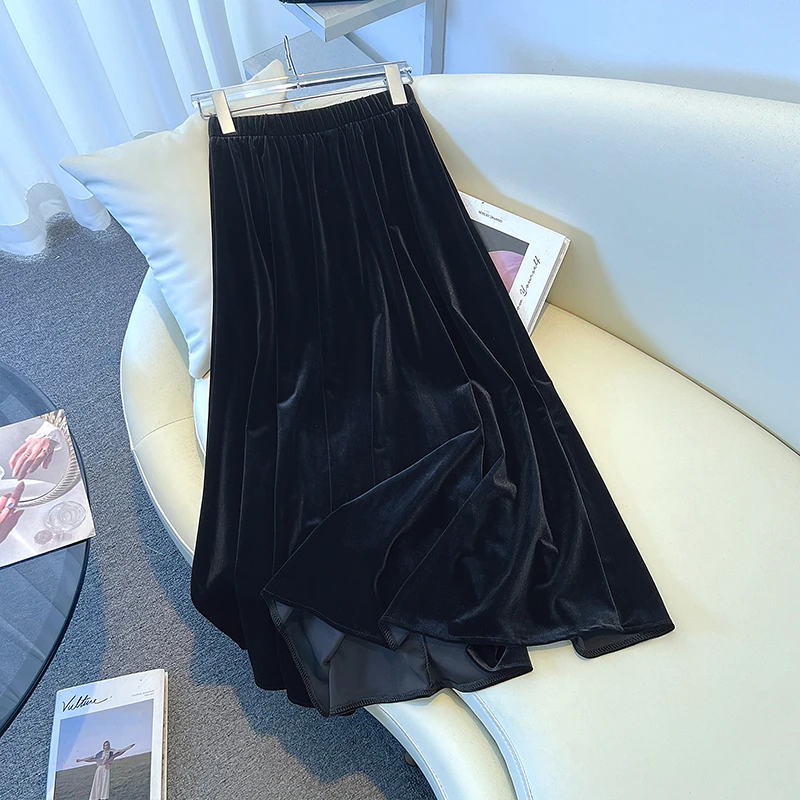 拉夏贝尔黑色丝绒半身裙女2025春秋季新款气质高腰a字中长款伞裙