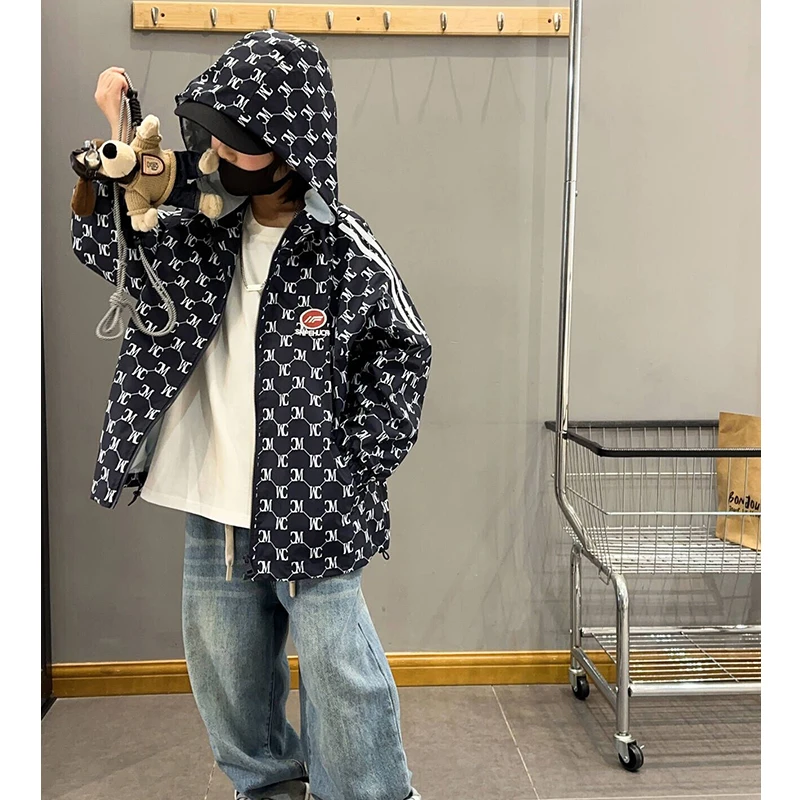 男童连帽款春季外套时尚新款2024