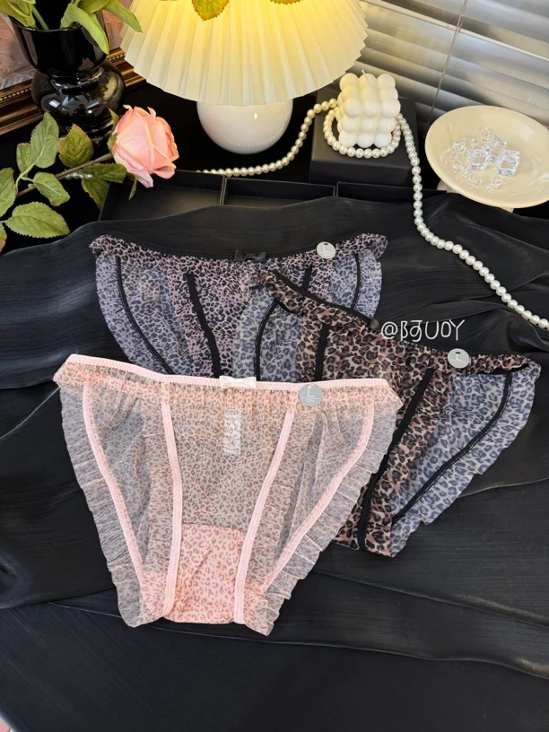 ”骄纵小野豹“ 性感网纱高叉内裤