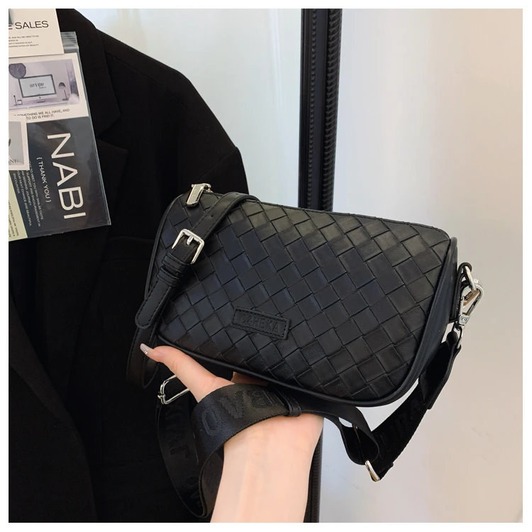 CAHRES&HEKA高级质感时尚小包包女百搭编织枕头包潮流韩版斜挎包