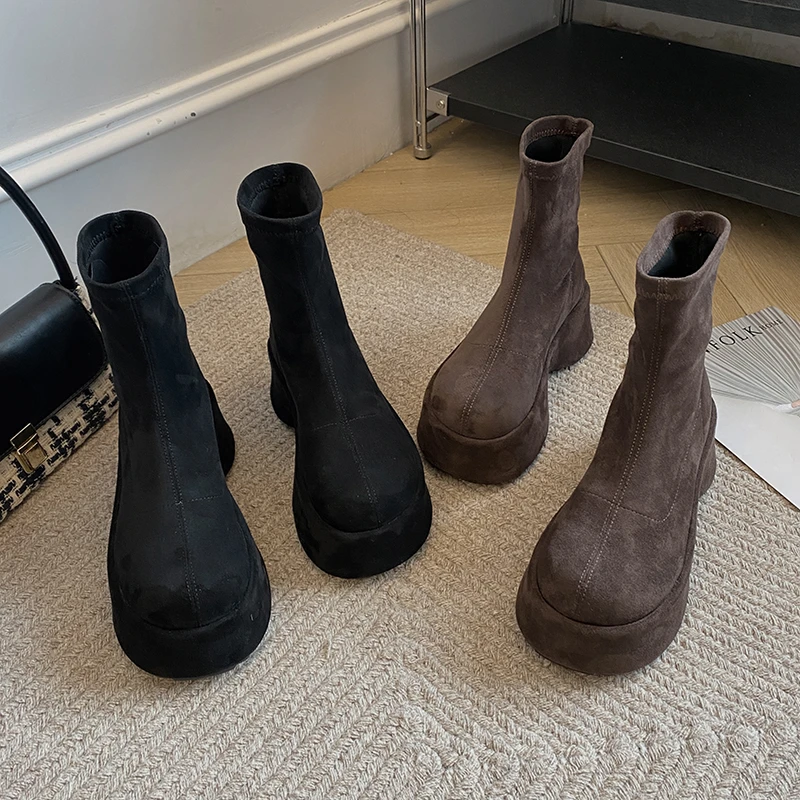 贾不假弹力靴2025春秋季新款复古气质法式百搭时尚防滑厚底瘦瘦靴