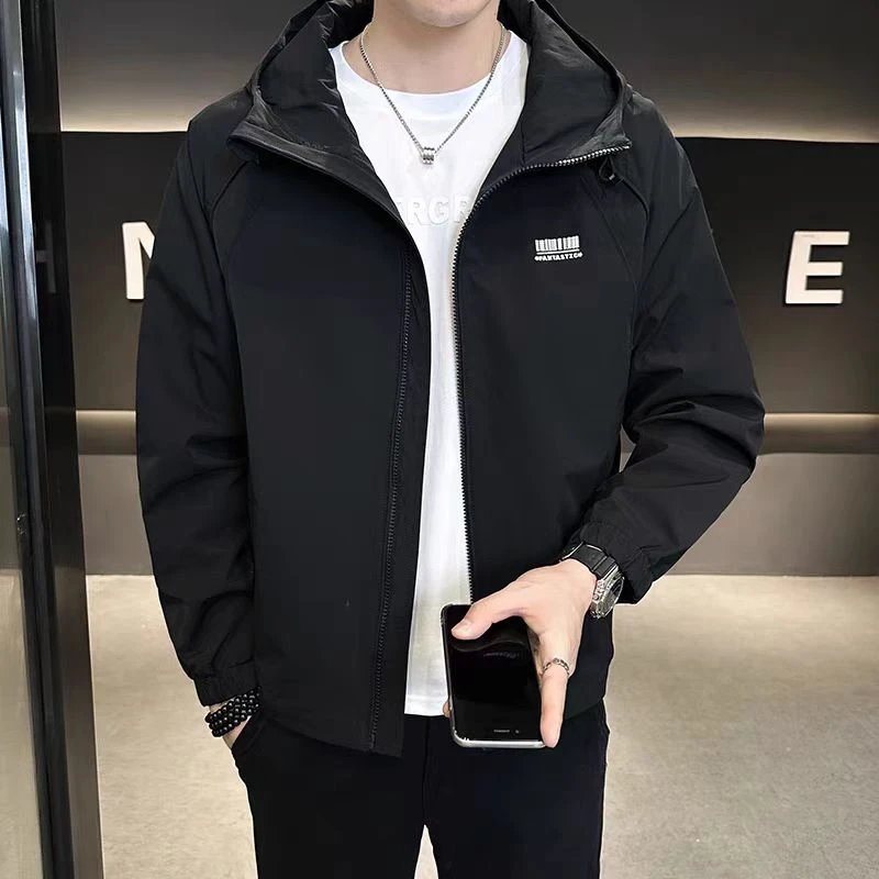 秋季外套男士连帽冲锋衣春秋季新款时尚外套潮流微宽松男运动风衣