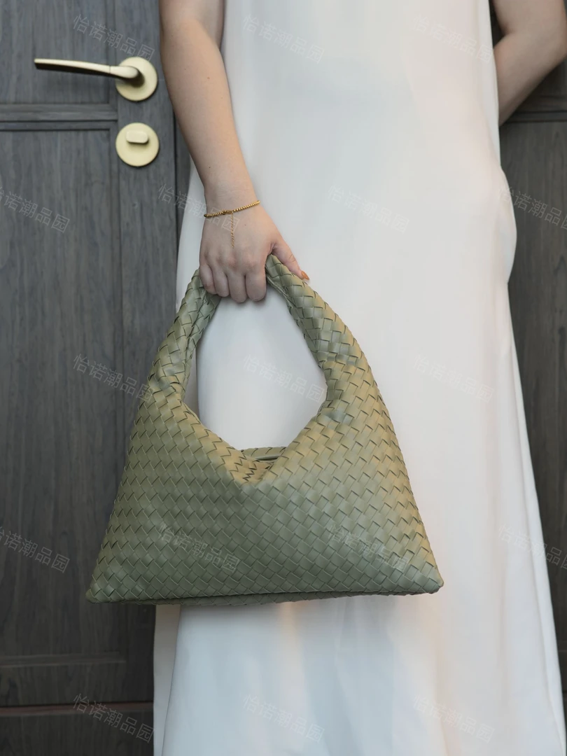 【诺家】大容量复古手提女包单肩腋下包时尚手工编织包  B1901#