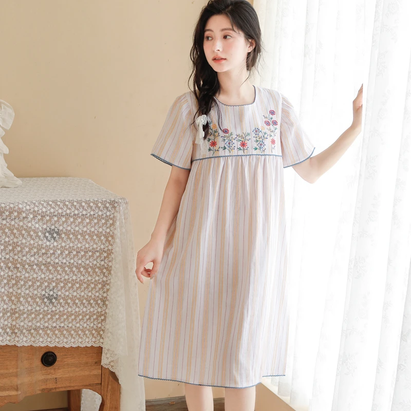 【松蓝】夏季新款纯棉女睡裙复古条纹精致刺绣短袖睡裙可外穿MEJU