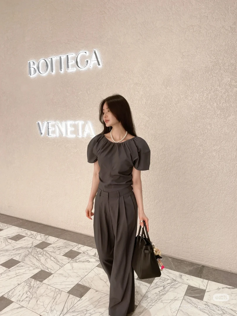 2024夏季新款休闲气质设计师泡泡袖显瘦高腰套装阔腿裤