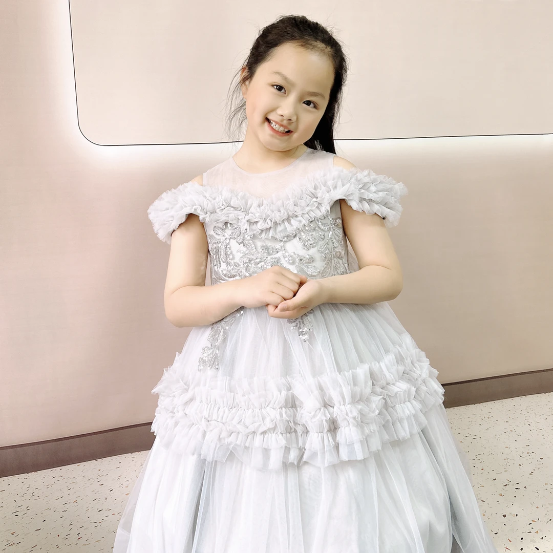 2024夏季新品    实体高货儿童洋气户外连帽防风宽松（9.9—27.9）