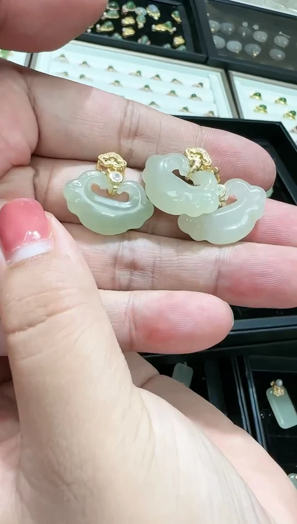 【闪购商品】和田玉颈饰银S925镀金镶嵌多样性发一