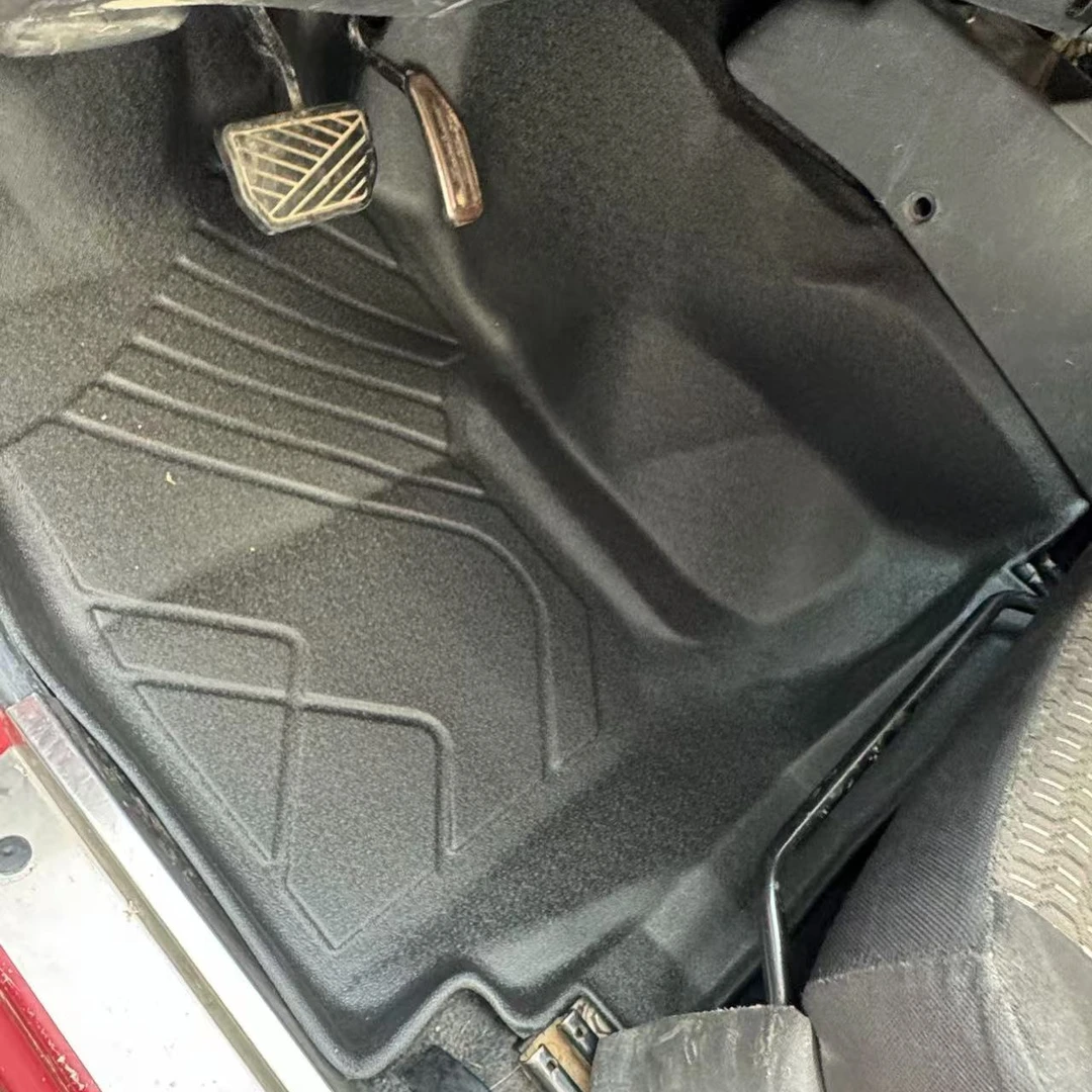 07-18款jb43吉姆尼全新TPE材质适用吉姆尼专用脚垫全包围汽车脚垫