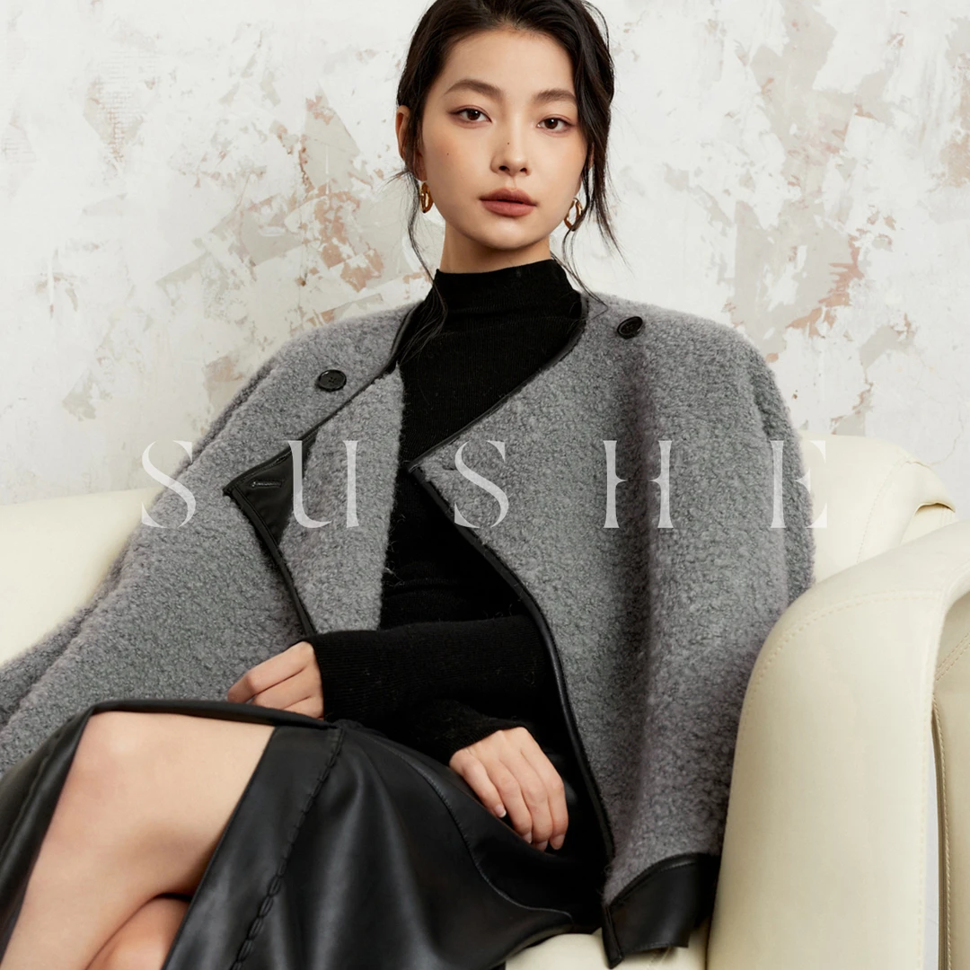 束皙/SUSHE 圈圈绵羊毛拼皮细腻毛绒感圆领宽松毛呢夹棉外套女冬