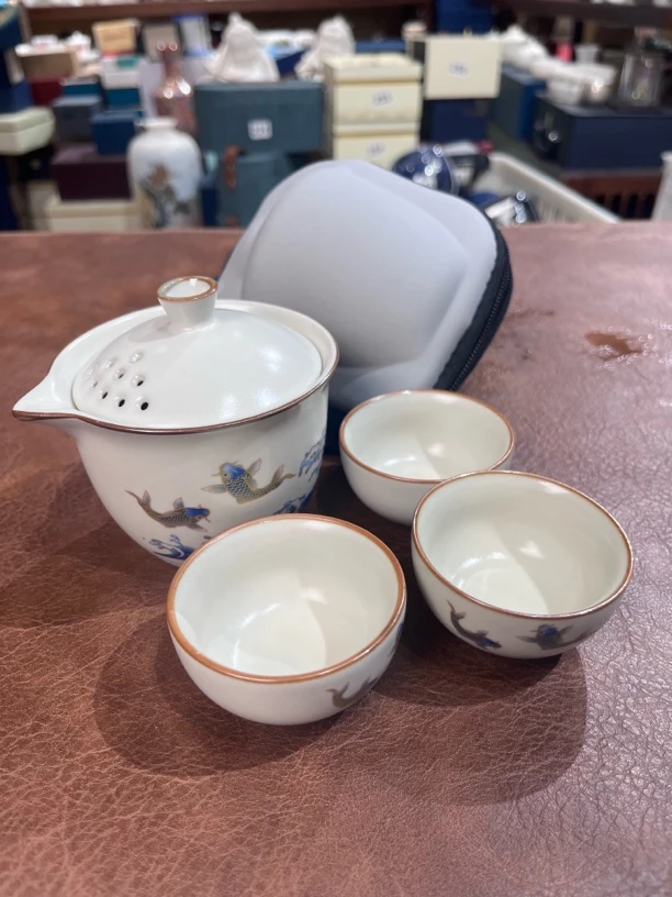 271鱼跃龙门旅行茶具一壶三杯