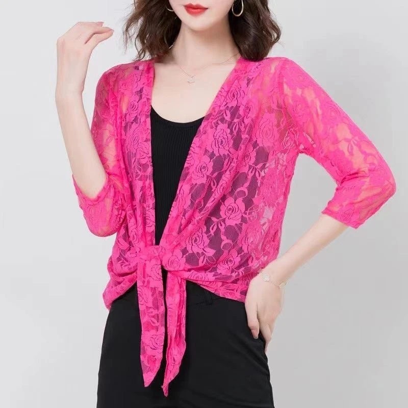 大码蕾丝短款开衫镂空宽松外披时尚洋气胖MM防晒披肩空调外搭收腰