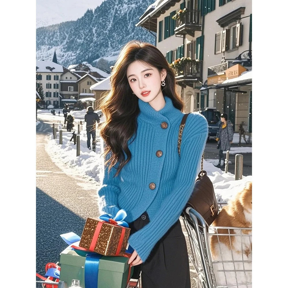慵懒风软糯孔雀蓝高领毛衣女秋冬韩系别致修身显瘦内搭针织小上衣