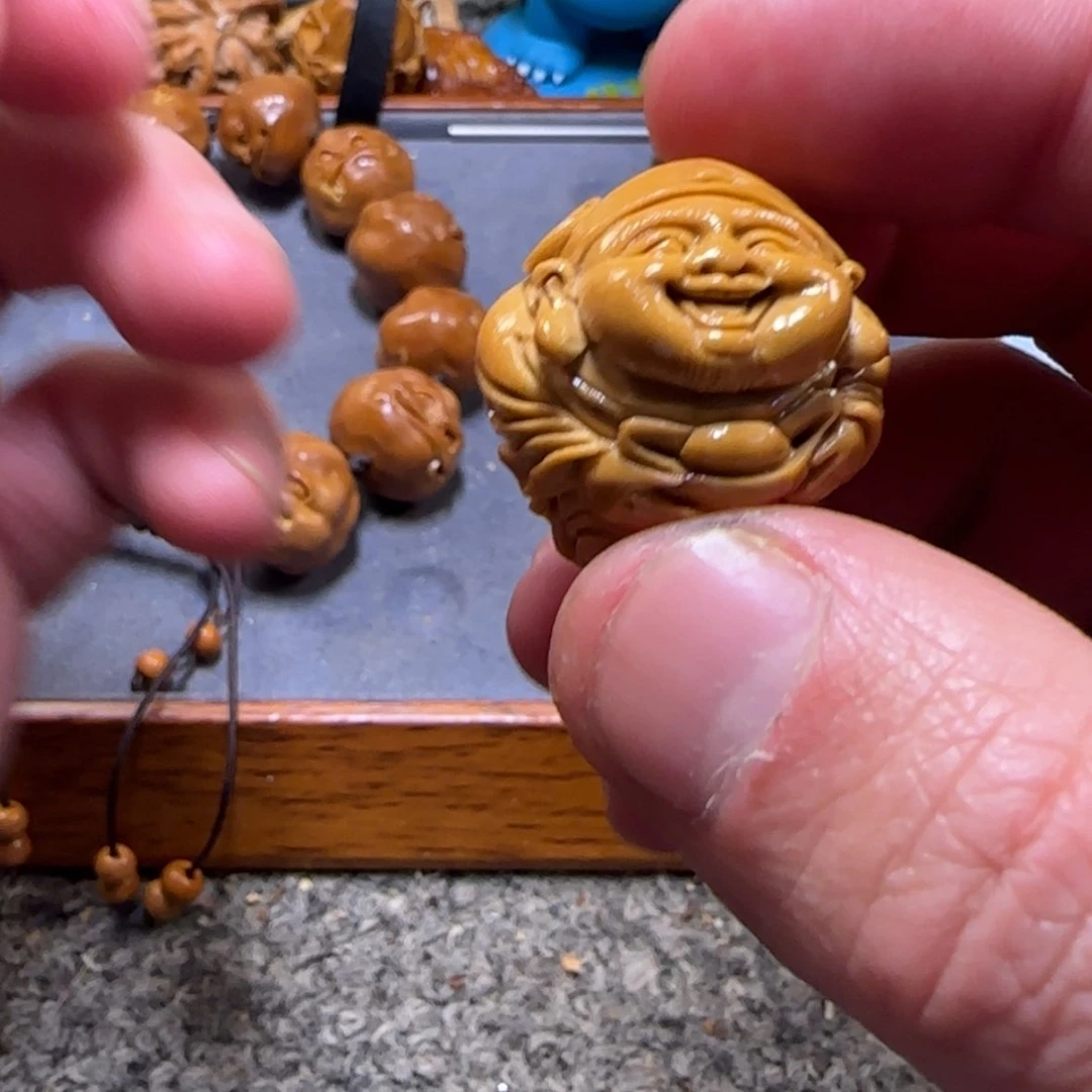 【闪购商品】橄榄核吊坠?**坤